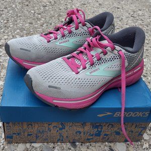 Brooks Ghost 14 Running Shoe - LIKE NEW WITH BOX!